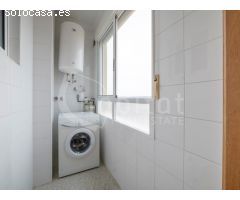 Apartamento en segunda planta con solárium compartido a la venta en Los