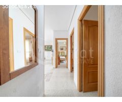 Apartamento en segunda planta con solárium compartido a la venta en Los