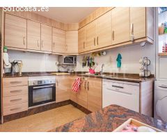 Apartamento en tercera planta con dos terrazas a la venta en Los Montesinos,
