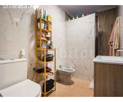 Apartamento en tercera planta con dos terrazas a la venta en Los Montesinos,