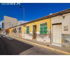 Casa de pueblo en planta baja a la venta en Los Montesinos, Alicante