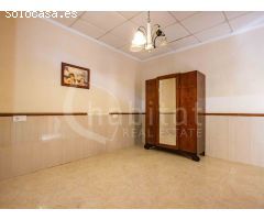 Casa de pueblo en planta baja a la venta en Los Montesinos, Alicante