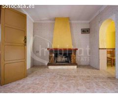 Casa de pueblo en planta baja a la venta en Los Montesinos, Alicante