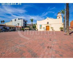 Casa de pueblo en planta baja con ubicación céntrica en Los Montesinos, Alicante