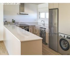 Apartamento con 3 dormitorios, 2 baños y terraza a la venta en Bigastro,