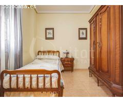 Apartamento en tercera planta con trastero a la venta en Torrevieja, Alicante