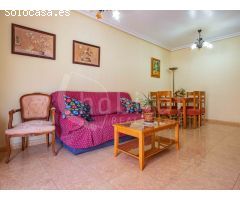 Apartamento en tercera planta con trastero a la venta en Torrevieja, Alicante