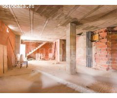 Venta de amplio local comercial bien ubicado (Los Montesinos, Alicante)