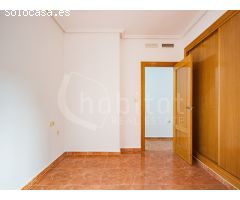 Apartamento en segunda planta con terraza a la venta en Los Montesinos, Alicante