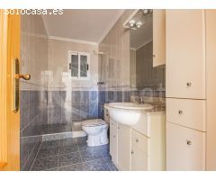 Apartamento en primera planta con vistas al campo a la venta en Los Montesinos,