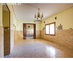 Casa de pueblo adosada en planta baja a la venta en Los Montesinos, Alicante