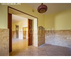 Casa de pueblo adosada en planta baja a la venta en Los Montesinos, Alicante