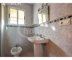 Casa de pueblo adosada en planta baja a la venta en Los Montesinos, Alicante