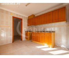 Casa de pueblo adosada en planta baja a la venta en Los Montesinos, Alicante