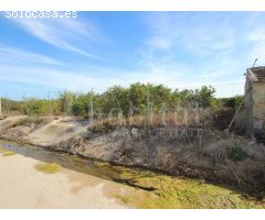 Se vende finca de 6.000 m2 situada en el término municipal de San Miguel de
