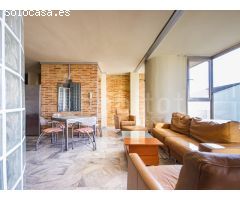 Apartamento en primera planta orientado a Sur, con solárium comunitario a la