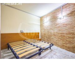 Apartamento en primera planta orientado a Sur, con solárium comunitario a la