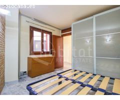Apartamento en primera planta orientado a Sur, con solárium comunitario a la