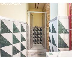 Apartamento en primera planta orientado a Sur, con solárium comunitario a la