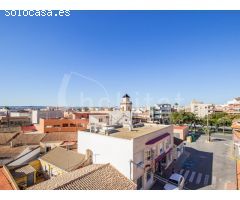 Apartamento en primera planta orientado a Sur, con solárium comunitario a la