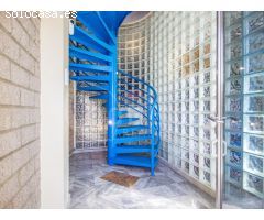 Apartamento en primera planta orientado a Sur, con solárium comunitario a la