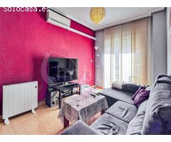 Apartamento con solárium y piscina comunitaria a la venta en Los Montesinos,