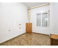Apartamento en planta baja con plaza de garaje a la venta en Los Montesinos,