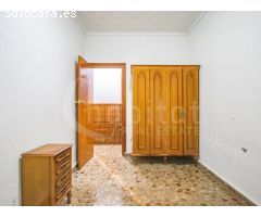 Apartamento en planta baja con plaza de garaje a la venta en Los Montesinos,