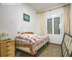 Apartamento en planta baja con plaza de garaje a la venta en Los Montesinos,