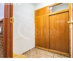 Apartamento en planta baja con plaza de garaje a la venta en Los Montesinos,