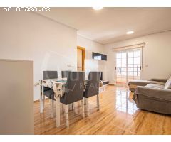 Apartamento en segunda planta con plaza de garaje y trastero a la venta en Los