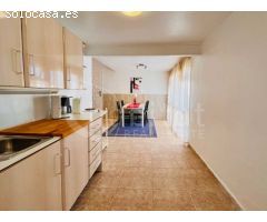 Villa independiente con jardín y piscina privada a la venta en San Miguel de