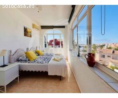 Villa independiente con jardín y piscina privada a la venta en San Miguel de