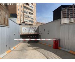SE VENDEN PLAZAS DE GARAJE EN EL PARKING DE SALESIANOS