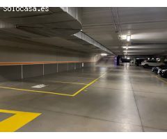SE VENDEN PLAZAS DE GARAJE EN EL PARKING DE SALESIANOS