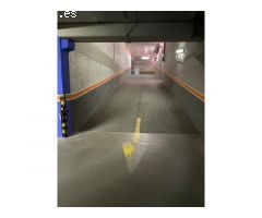 SE VENDEN PLAZAS DE GARAJE EN EL PARKING DE SALESIANOS
