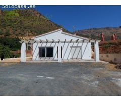 ALCAUCÍN (ALC104): EL BOQUETE ES UNA CASA COMPLETAMENTE REFORMADA CON MUY BUEN
