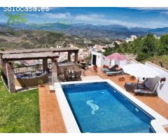 IZNATE (IZN003): VILLA LAS TORRES - IMPRESIONANTE PROPIEDAD EN IZNATE PARA