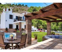 IZNATE (IZN003): VILLA LAS TORRES - IMPRESIONANTE PROPIEDAD EN IZNATE PARA