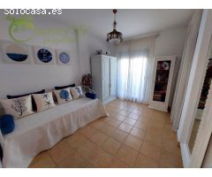 VÉLEZ-MÁLAGA (VEL013): VILLA EL LIMONAR ES UNA EXCLUSIVA PROPIEDAD EN UNA ZONA