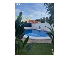 VÉLEZ-MÁLAGA (VEL013): VILLA EL LIMONAR ES UNA EXCLUSIVA PROPIEDAD EN UNA ZONA