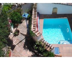 COMARES (COM003): VILLA CARLITOS ES UN ENCANTADOR REFUGIO ANDALUZ (364.500€).