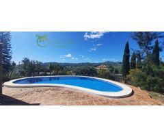 VIÑUELA (VIN090): VILLA CON CASA DE INVITADOS Y PISCINA EN CORTIJO ROMERO,