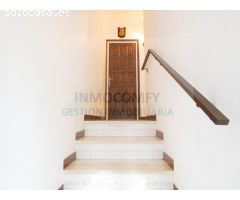 Casa en venta en lEscala