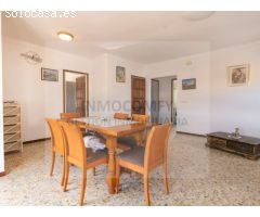 Casa en venta en lEscala