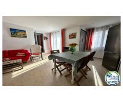 En Venta: Casa Típica Española en Empuriabrava - Distrito Poblado Típico