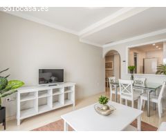 Apartamentos de 1 y 2 dormitorios en urbanización privada con piscina y jardines