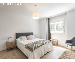 Apartamentos de 1 y 2 dormitorios en urbanización privada con piscina y jardines