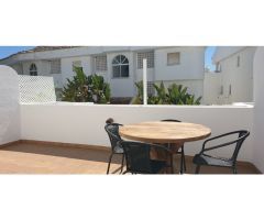 Apartamentos de 1 y 2 dormitorios en urbanización privada con piscina y jardines