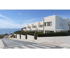 Modernas y luminosas casas adosadas de 3 y 4 dormitorios con 2 y 3 baños a 10